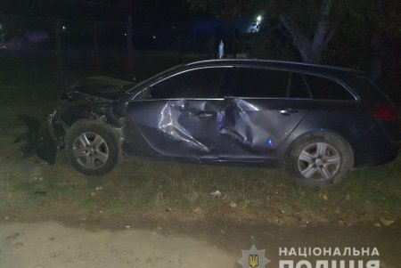 В результате столкновения двух автомобилей на трассе Киев-Одесса оба водителя оказались в больнице (фото)