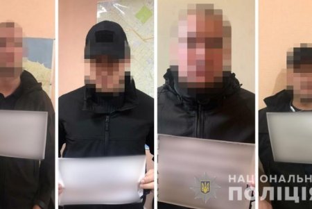 Четверо мужчин пытались выселить одессита из жилья до решения суда (фото, видео)