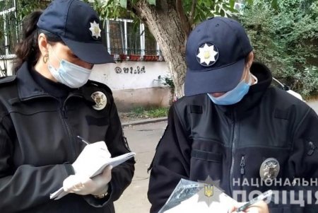 В Киевском районе вор-рецидивист сорвал с женщины сережку и теперь может сесть в тюрьму на четыре года (фото, видео)