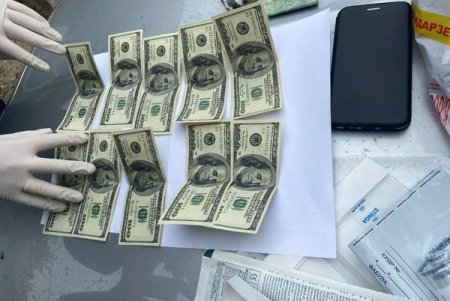 В Одесской области пограничник содействовал контрабандистам переправлять сигареты (фото, видео)