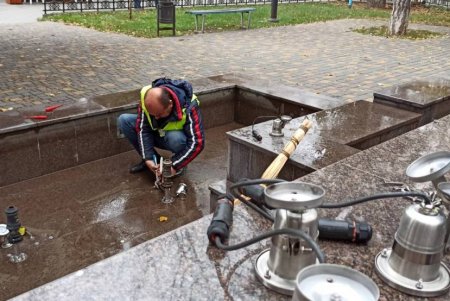 В Одессе завершается консервация городских фонтанов на зимний период (фото)