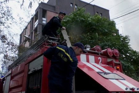На Педагогической пожар уничтожил квартиру в частном доме (фото)