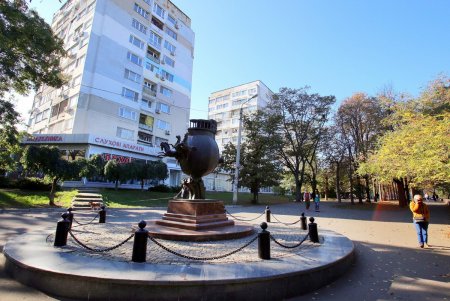 Одесса скорбит: в городе объявлен день траура в память о Михаиле Жванецком (фоторепортаж)