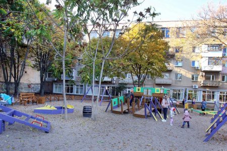 Одесса скорбит: в городе объявлен день траура в память о Михаиле Жванецком (фоторепортаж)