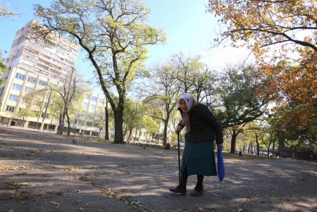 Каким одесситы увидят сквер Регенсбург (фоторепортаж)