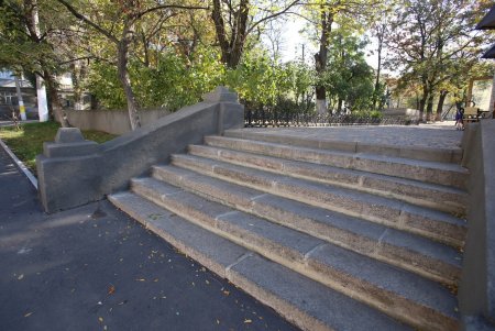 Каким одесситы увидят сквер Регенсбург (фоторепортаж)