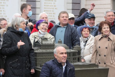 Ветераны Одессы поддерживают Геннадия Труханова на выборах мэра (фоторепортаж)