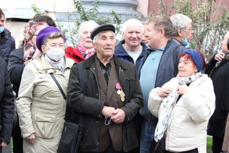 Ветераны Одессы поддерживают Геннадия Труханова на выборах мэра (фоторепортаж)