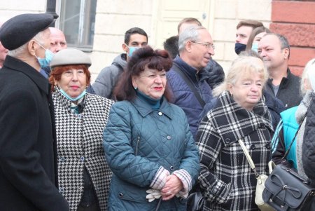Ветераны Одессы поддерживают Геннадия Труханова на выборах мэра (фоторепортаж)