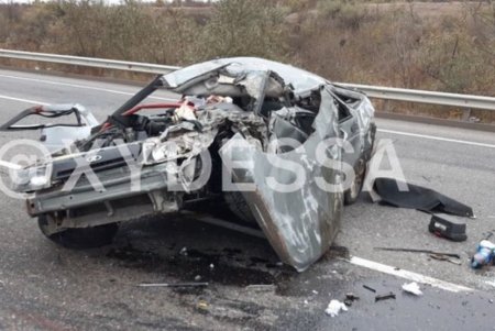 Смертельная авария в Беляевском районе: два человека погибли, трое ранены (фото)