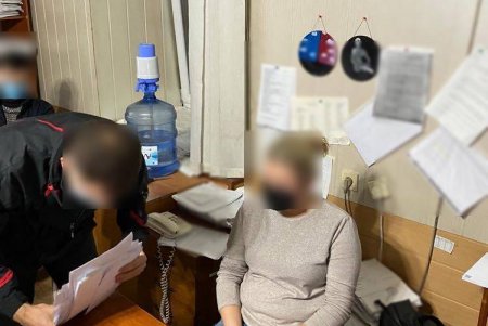 Чиновники Государственной исполнительной службы вымогали тысячу долларов за снятие ареста с автомобиля (фото, видео)