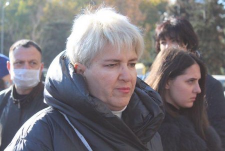 Протестующих против карантина выходного дня предпринимателей поддержал мэр Одессы (фото)