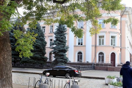 Покровский – один из самых зеленых переулков в Одессе (фоторепортаж)