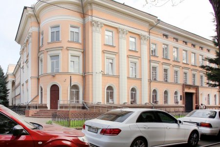 Покровский – один из самых зеленых переулков в Одессе (фоторепортаж)