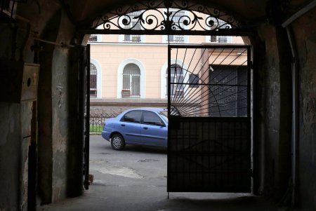 Покровский – один из самых зеленых переулков в Одессе (фоторепортаж)