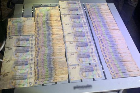 Руководитель подразделения полиции ежемесячно вымогал у предпринимателей до 100 тысяч гривен за прикрытие незаконной деятельности (фото)