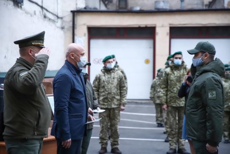 Мэр Одессы Геннадий Труханов вручил пограничникам спецтехнику для охраны государственной границы (фото)