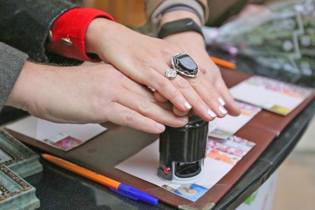 На Главпочтампе ко Всемирному дню доброты подготовили подарок для всех одесситов (фоторепортаж) 