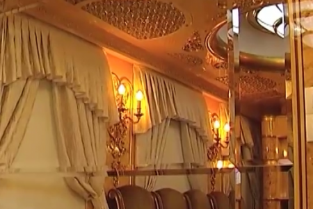 Во время карантина можно путешествовать в вагоне VIP-уровня (фото)