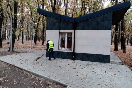Бювет и памятники в Киевском районе привели в порядок (фото)