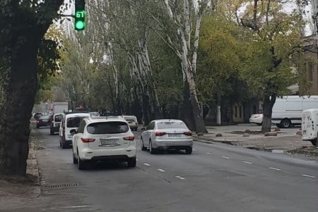 Старые светофоры в Суворовском районе заменяют на новые – светодиодные (фото)