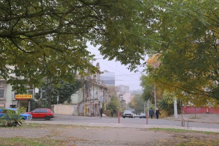 Сквер Мечникова капитально ремонтируют (фоторепортаж)
