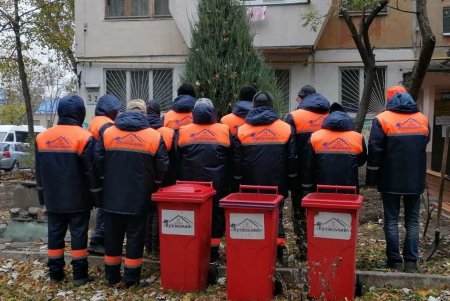 Коммунальщики получили новую спецодежду к зиме (фото)