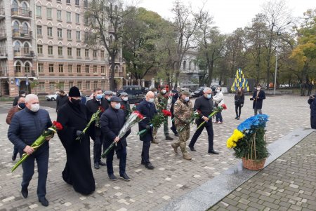 В Одессе почтили память погибших участников Революции Достоинства (фото)