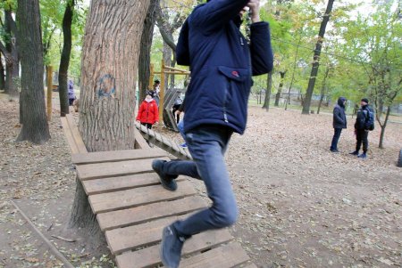 Детская площадка из экологичных материалов в парке Шевченко (фоторепортаж)