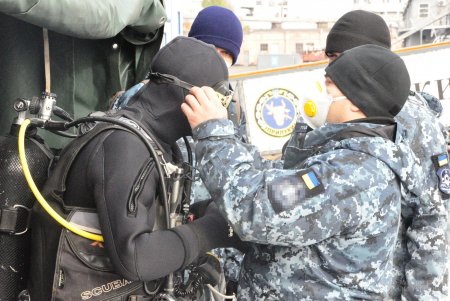 В Одессе военные моряки тренировались в управлении группами судов и обороне кораблей по стандартам НАТО (фото)