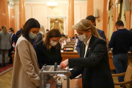 Внеочередная сессия Одесского горсовета VІІI созыва (фоторепортаж) 
