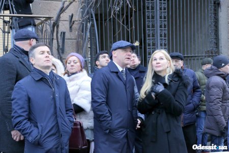 Пожар на Троицкой: первая годовщина со дня трагедии (фоторепортаж)