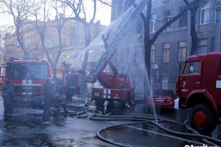 Пожар на Троицкой: первая годовщина со дня трагедии (фоторепортаж)