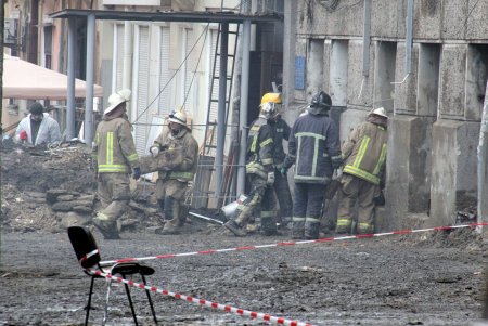 Пожар на Троицкой: первая годовщина со дня трагедии (фоторепортаж)