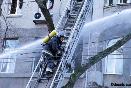 Пожар на Троицкой: первая годовщина со дня трагедии (фоторепортаж)