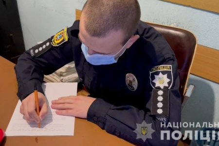 Одессит организовал похищение экс-супруги: женщину вывезли в лес, избили и ограбили (фото, видео)