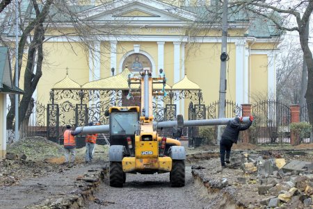 Ход благоустройства Алексеевского сквера (фоторепортаж)