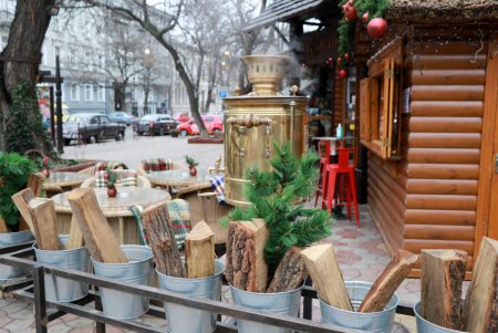В Одессе готовятся к новогодним праздникам (видеокомментарий, фото)