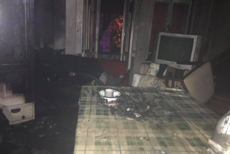 В результате пожара на Пастера пенсионерка госпитализирована в крайне тяжелом состоянии (фото)