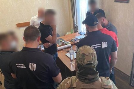 За «крышевание» притонов двое бывших одесских полицейских могут на десять лет сесть за решетку (фото)