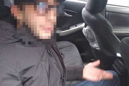 В Киевском районе неравнодушные горожане помогли задержать группу мужчин, вероятно, проникших в чужой дом (фото)