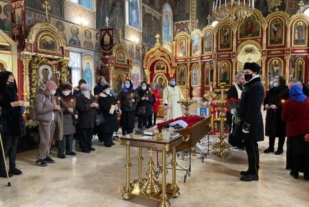В последний путь одесситы провели советника городского головы по вопросам ЖКХ Михаила Козырева (фото)