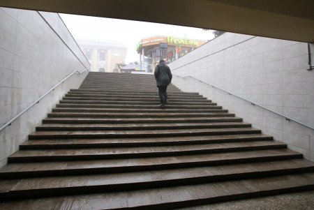 Отремонтированный подземный переход у железнодорожного вокзала (фоторепортаж)