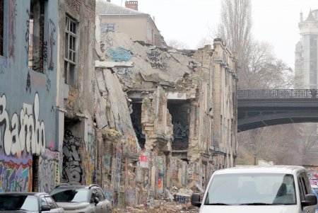 Старт реконструкции Деволановского спуска (фоторепортаж)