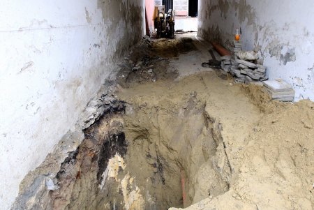 Старт реконструкции Деволановского спуска (фоторепортаж)