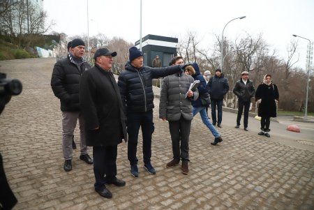 Подготовка к курортному сезону: мэр Одессы проинспектировал побережье от 16-й станции Фонтана до Аркадии (фоторепортаж)