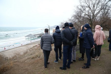 Подготовка к курортному сезону: мэр Одессы проинспектировал побережье от 16-й станции Фонтана до Аркадии (фоторепортаж)