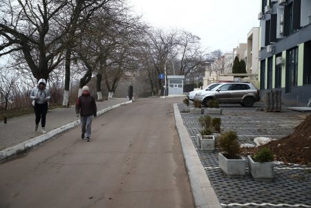 Подготовка к курортному сезону: мэр Одессы проинспектировал побережье от 16-й станции Фонтана до Аркадии (фоторепортаж)