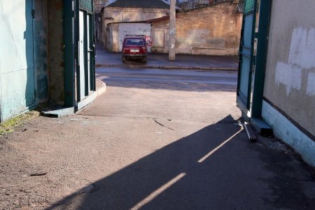 Прогулка по улице Кутузакия (фоторепортаж)