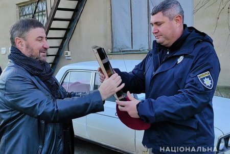 Полицейские вручили подарки детям, оказавшимся в сложных жизненных обстоятельствах (фото, видео)